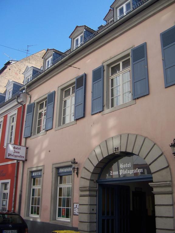 Zum Pfalzgrafen Hotel 2*
